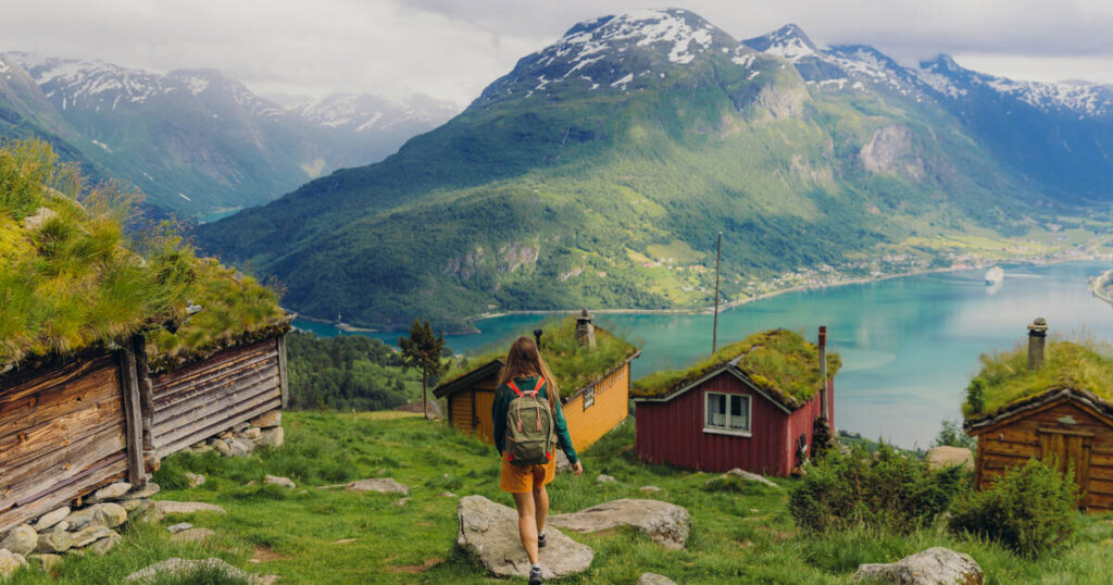 what are some relaxing best places to solo travel?