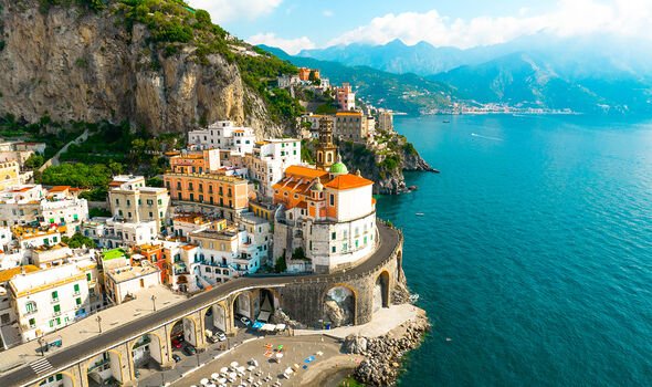 what travel classes are  available on british airways flights to italy?