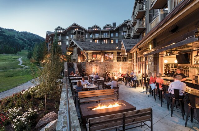 can families go for best mountain vacations?