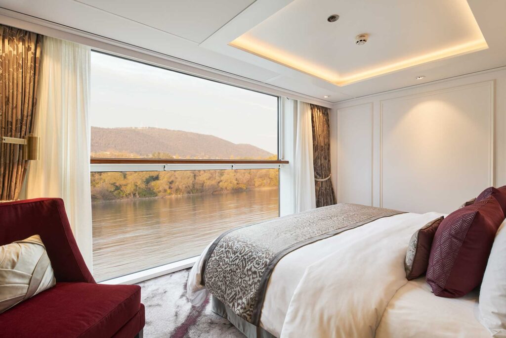 is riverside luxury cruises suitable for adults?