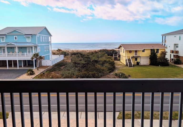 which part of the holden beach rentals is best for stay?