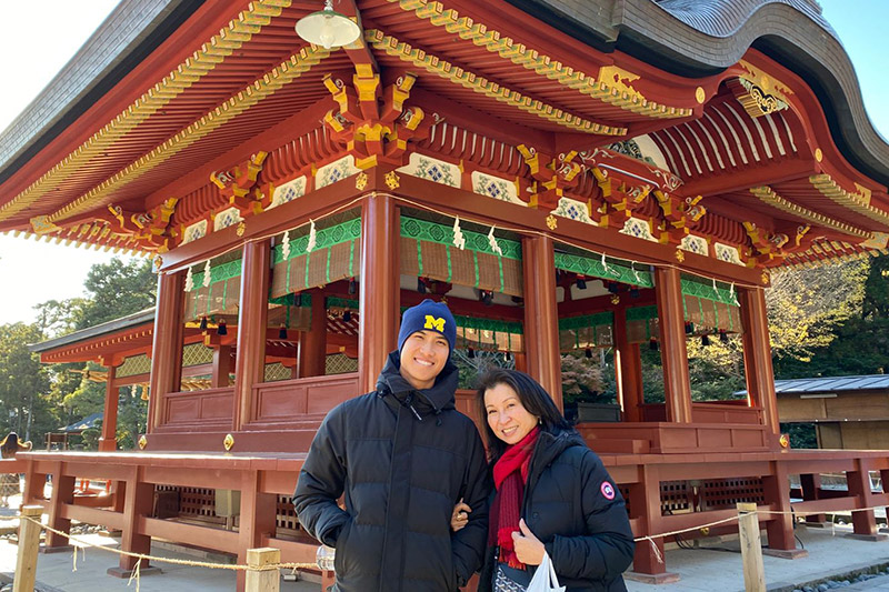 how much japan tour guide cost?