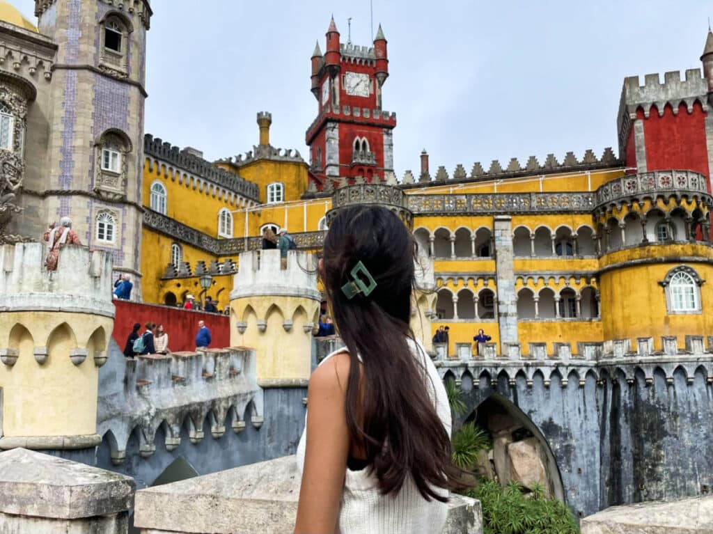 what are safety tips for best solo travel destinations?