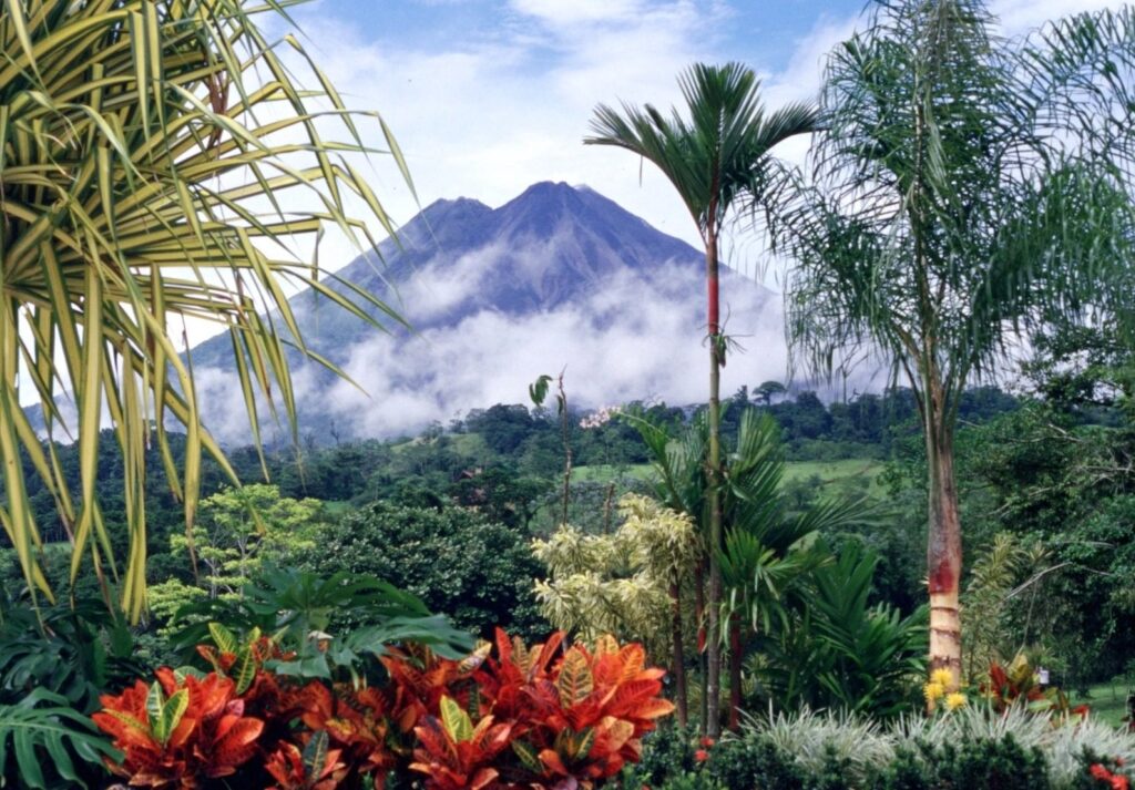 what do you know about costa rica ecotourism?