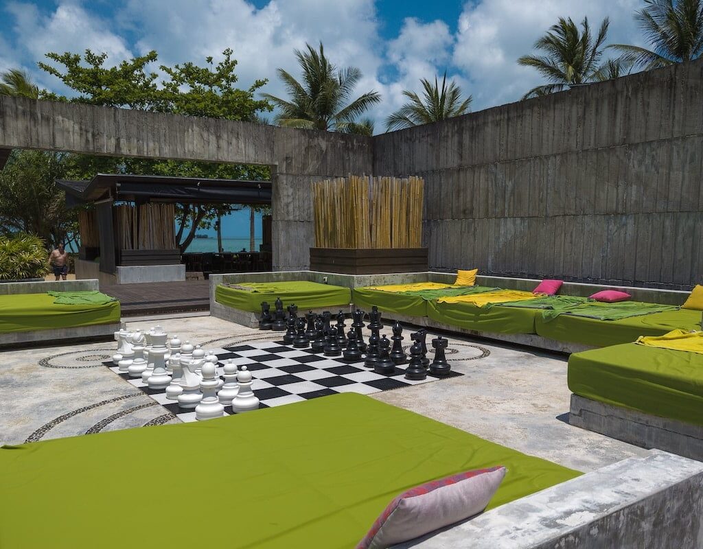 what are advantages of applying hotel hacks?