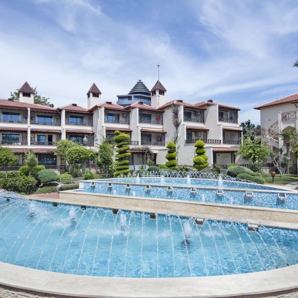 what basically are saphir hotel & villas?