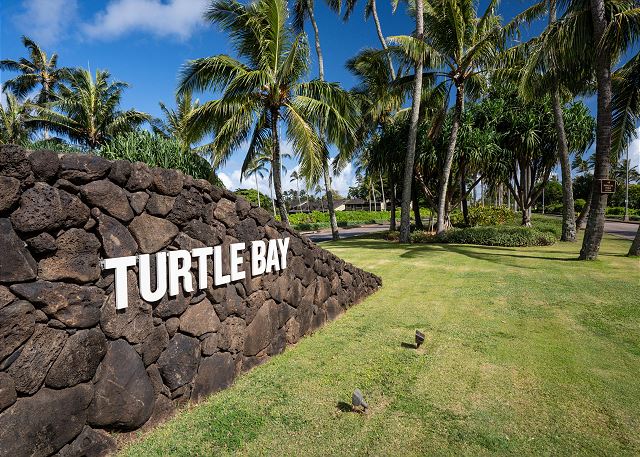 are turtle bay oahu suitable for families?