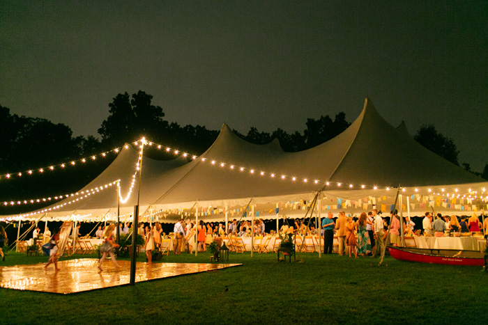 what is an outdoor tent wedding?
