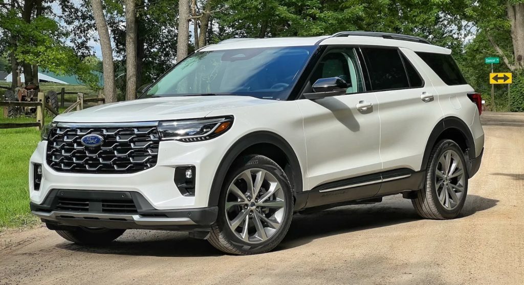 how many people can the 2025 ford explorer accommodate?