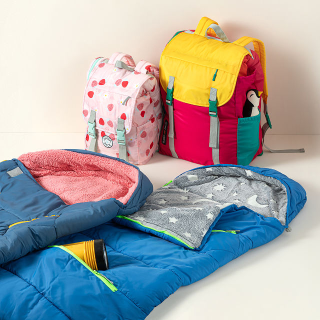 are kids sleeping bag camping warm at night?