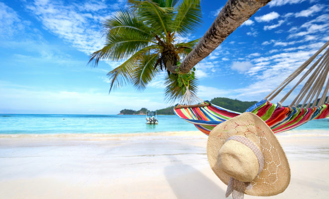 do the zanzibar beaches have coral reefs?