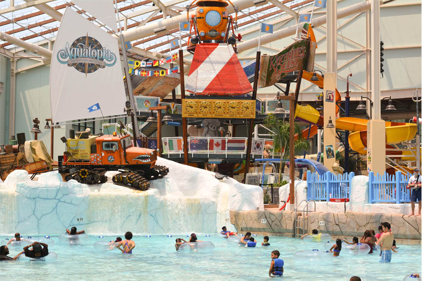 what are camelback indoor water park?