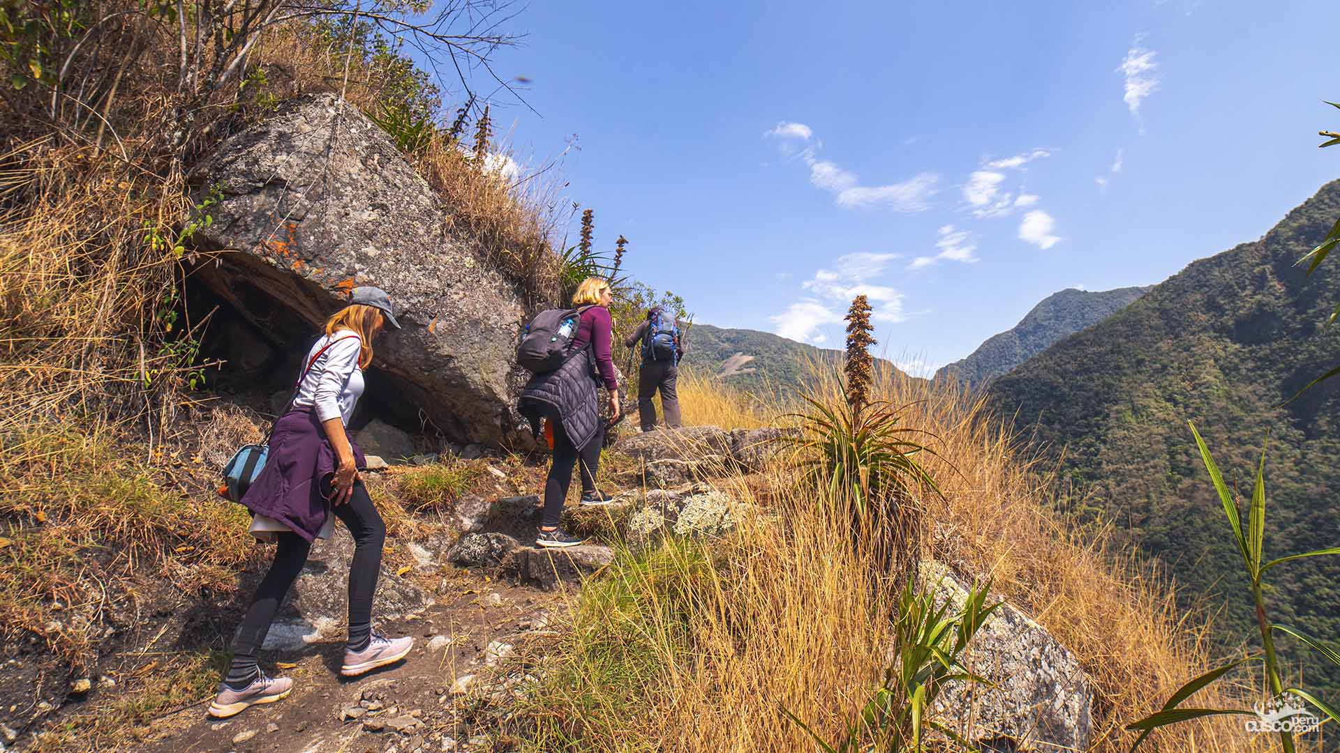 what is the inca trail hike?
