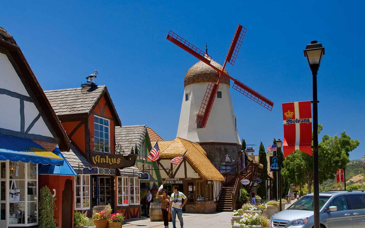 is the pacific coast highway road trip expensive?